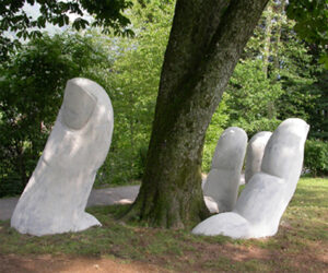 Die Hand - Installation Glarus Beat Huber